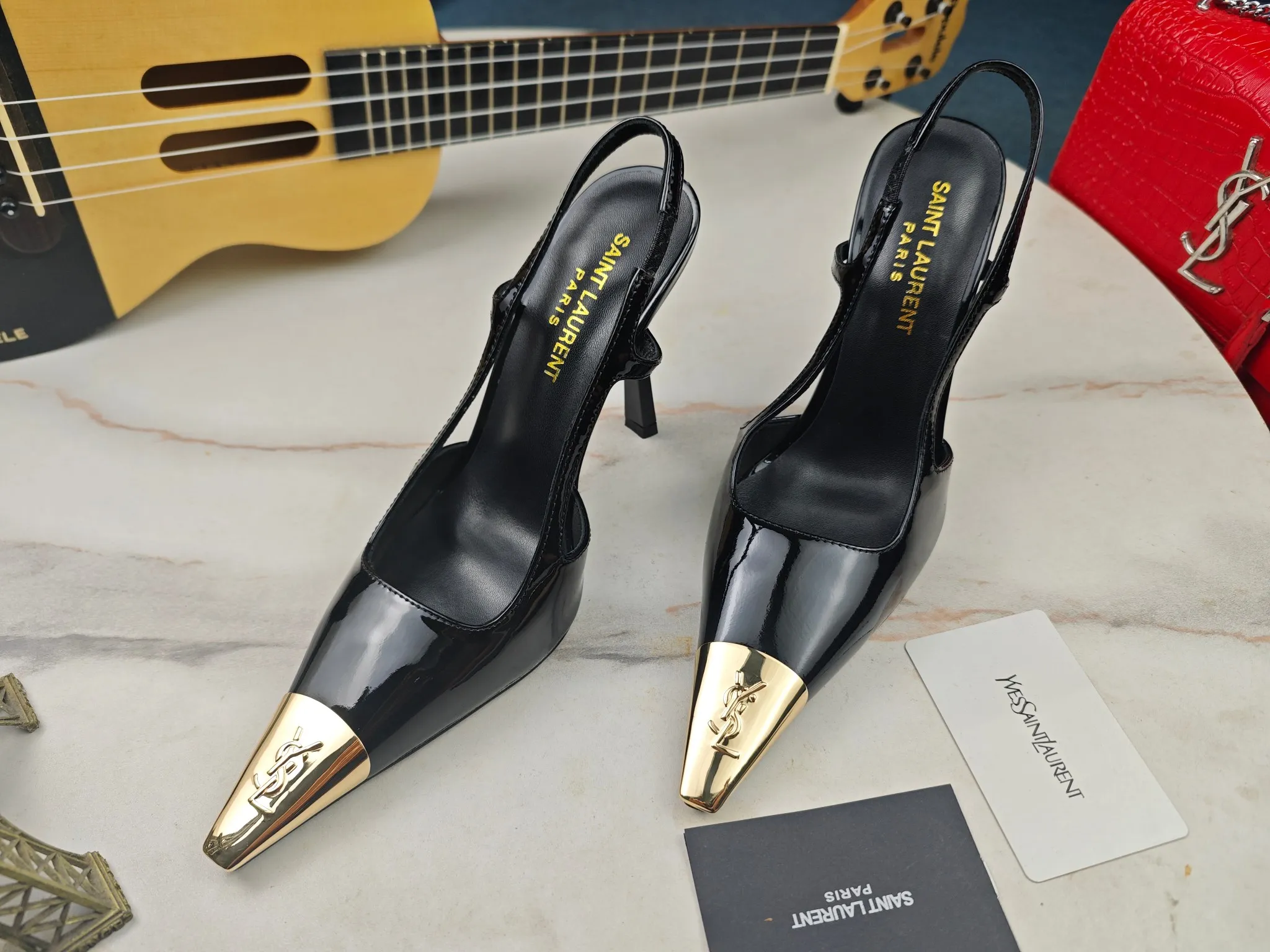 👟👟Ex-factory price 560👟👟【Saint Laurent】Yves Saint Laurent, high-heeled YSL sandals💃2024 early autumn counters are synchronized with the latest styles, YSL, and decorations👠 Classic and high-quality glamorous masterpieces, the hottest spring and summer series in the counter, with temperament, fashion, classic and attractive design style 😌The effect on the feet is particularly beautiful〰️, the material is imported from Italy, small black cow, imported black patent leather, lining, and foot pads; sheepskin, stiletto sandals, size 35-41 (34.41.42 must be customized, non-refundable) outsole; imported genuine leather outsole, complete with counter packaging